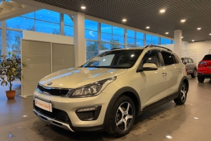 KIA RIO X-LINE