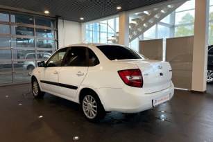 LADA GRANTA