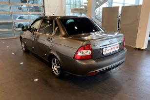LADA PRIORA