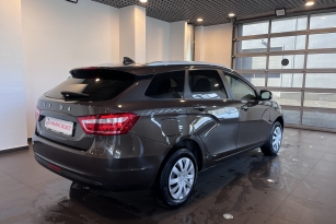 LADA VESTA