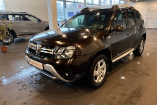 RENAULT DUSTER