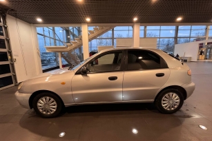 DAEWOO LANOS