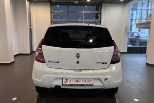 RENAULT SANDERO