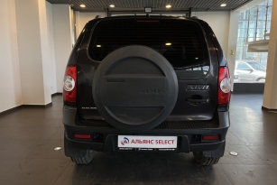 CHEVROLET NIVA