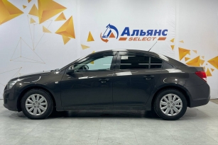 CHEVROLET CRUZE