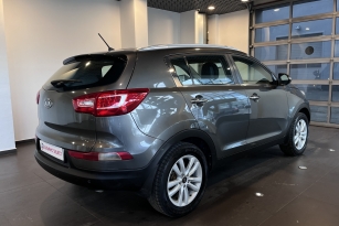 KIA SPORTAGE QL