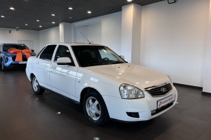 LADA PRIORA