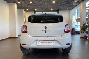 RENAULT SANDERO