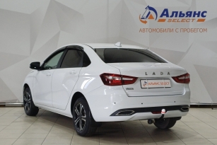 LADA VESTA