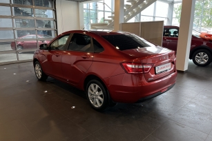 LADA VESTA