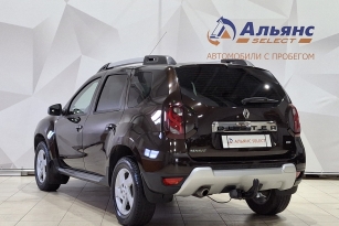 RENAULT DUSTER