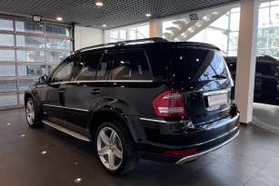 MERCEDES-BENZ GL