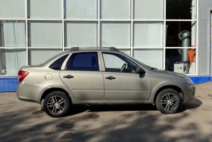 LADA GRANTA