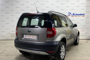 SKODA YETI