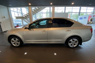 SKODA OKTAVIA
