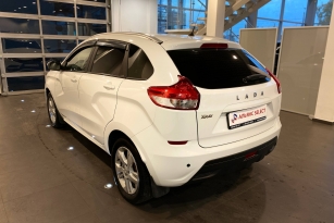 LADA XRAY