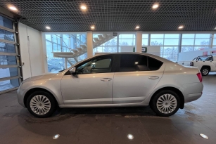 SKODA OKTAVIA