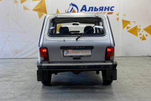 LADA 2131 (4X4)