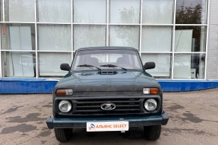 LADA 2121