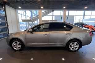 SKODA OKTAVIA