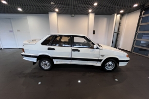 LADA 2115
