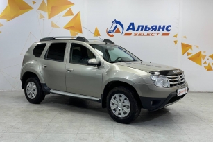 RENAULT DUSTER