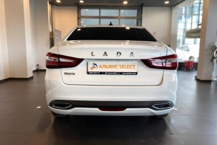LADA VESTA