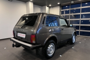LADA 2121 (4X4)