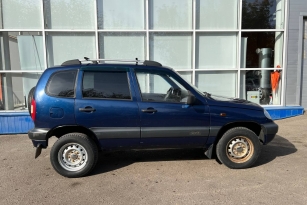 CHEVROLET NIVA