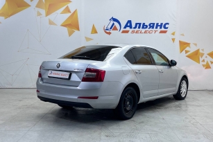SKODA OKTAVIA