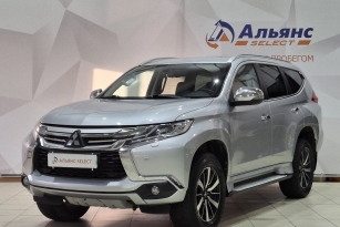MITSUBISHI PAJERO SPORT