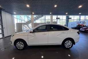 LADA VESTA