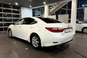 LEXUS ES250