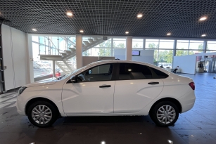 LADA VESTA