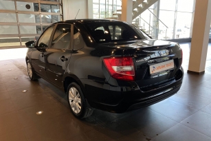 LADA GRANTA