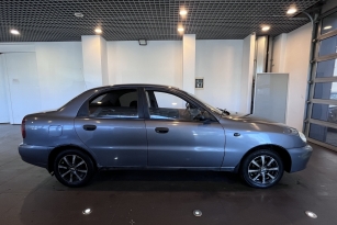 CHEVROLET LANOS