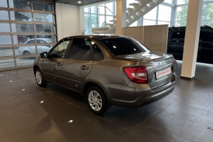 LADA GRANTA