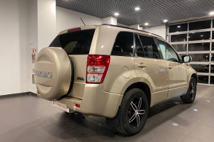 SUZUKI GRAND VITARA