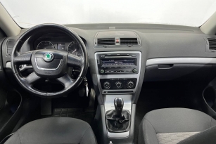 SKODA OKTAVIA