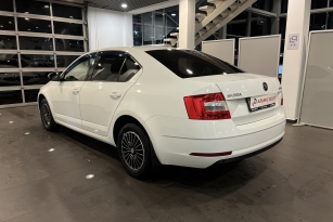 SKODA OKTAVIA