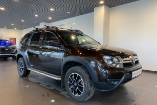 RENAULT DUSTER