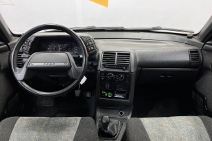 LADA 2112