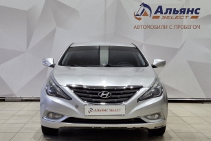 HYUNDAI SONATA