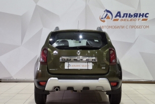 RENAULT DUSTER