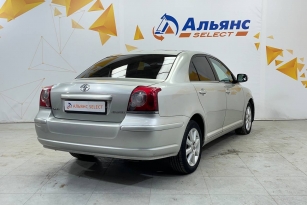 TOYOTA AVENSIS