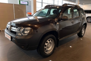 RENAULT DUSTER