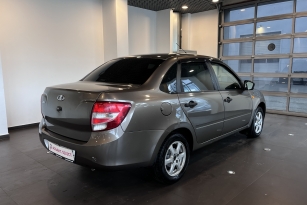 LADA GRANTA
