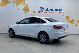 LADA VESTA
