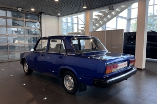 LADA 2107