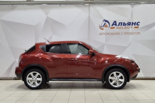 NISSAN JUKE